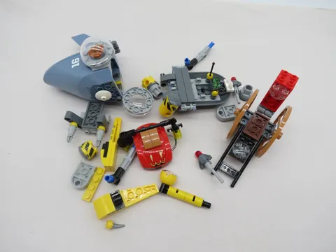 The LEGO Ninjago Movie: Piranha Attack (70629), used, incomplete