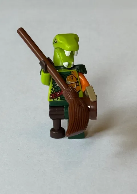 LEGO Ninjago Skybound Clancee Epaulettes Minifigure njo0191 70603