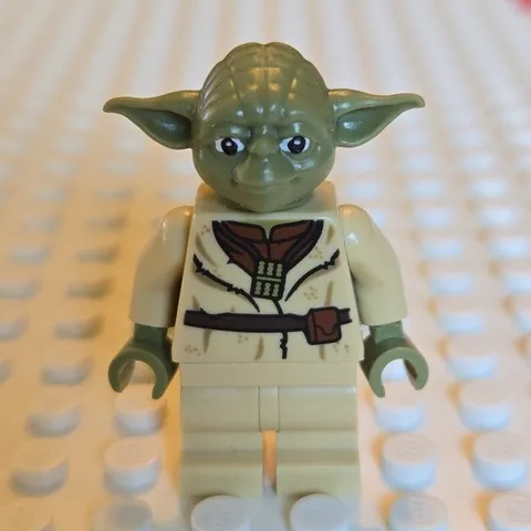 LEGO Yoda - SMART Minifigure 75422 sw1494 Minifig Complete