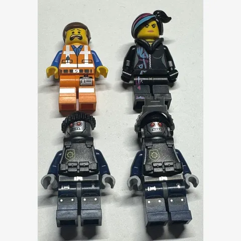 LEGO Movie Minifigure Lot Emmet Wyldstyle Lucy 2 Robo SWAT Police