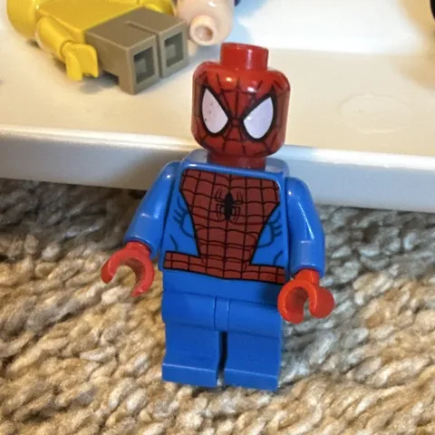 LEGO Spider-Man Minifigure Red Mask Blue Suit, Plastic, Age 4+