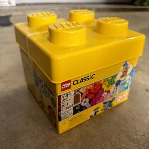 LEGO CLASSIC: Lego Creative Bricks (10692)