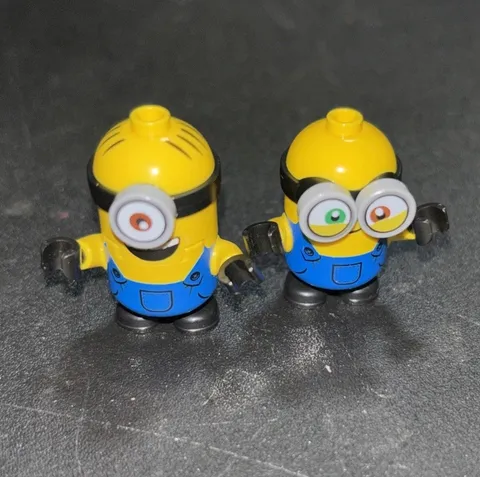 LEGO Minion Stuart & Bob Minifigure Blue Overalls Lot Of 2