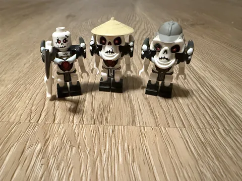 LEGO Ninjago Skeleton army builder lot 