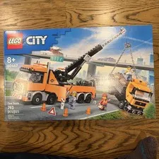 LEGO City 60467 Heavy-Duty Recovery Tow Truck Crane
