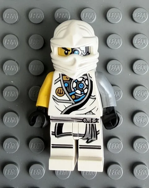 Lego Minifigure Ninjago Zane Tournament of Elements Robe Battle Damage njo0228