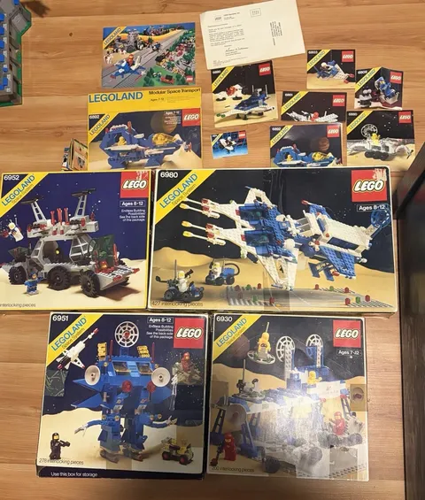 Vintage LEGO Space Classic Lot 6980 6952 6951 6930 Boxes Manuals Minifigs 75-80%
