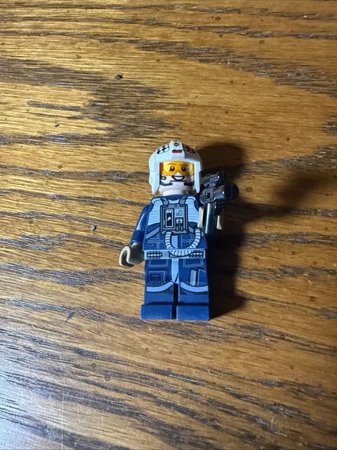 LEGO STAR WARS - REBEL PILOT U-WING Y-WING FIGURE FAST 75155 - 2016 W Weapon