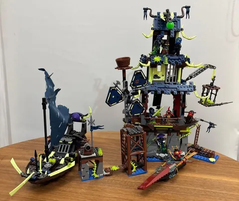 LEGO 70732 City of Stiix Ninjago Possession 2015 Missing without Box