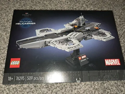 Lego Marvel The Avengers Helicarrier Sealed Box / Brand New Sealed
