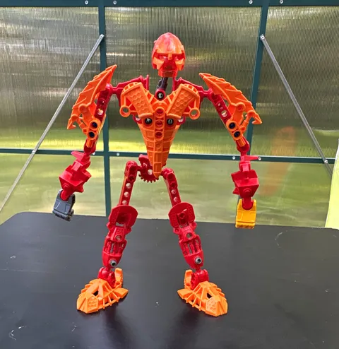 LEGO BIONICLE Malum 8979 Glatorian Figure Parts Red/Orange Incomplete