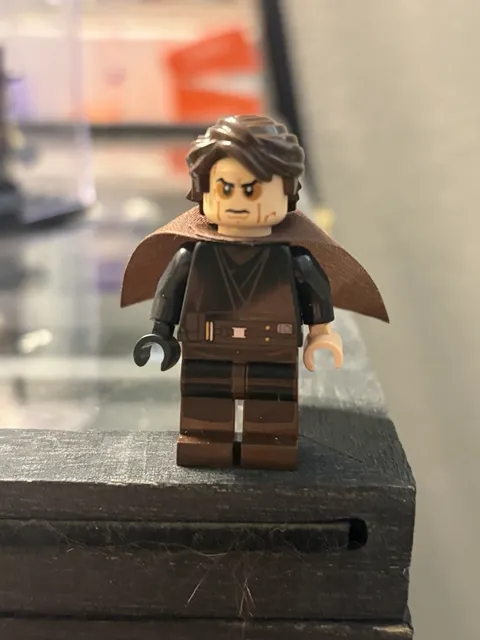LEGO Star Wars ANAKIN SKYWALKER Sith Face With Cape sw0419 minifigure 9526