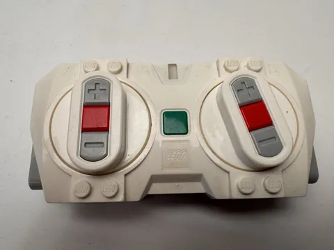 LEGO Powered Up 88010 Bluetooth Train Remote Control w/Battery Cover Powers On