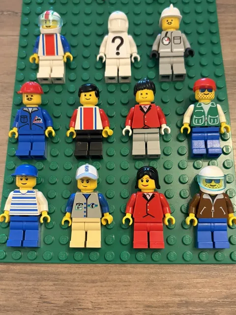 10 LEGO CITY older type Minifigs Bundle With 1 bonus random minifig (15)
