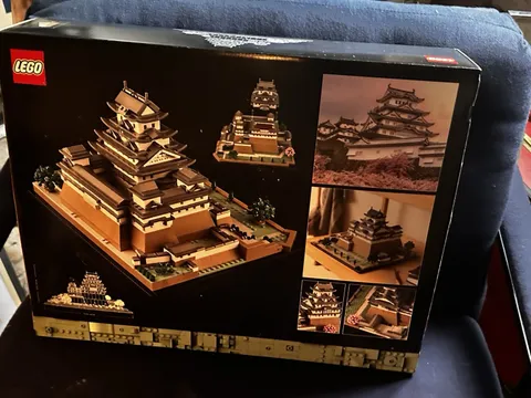 LEGO Architecture Himeji Castle 21060 2125pcs Set 18+ Brick Separator