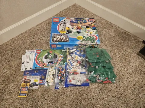 LEGO Sports: Us National Team Cup Edition Set (3425) 100% Complete W/ Minifigs