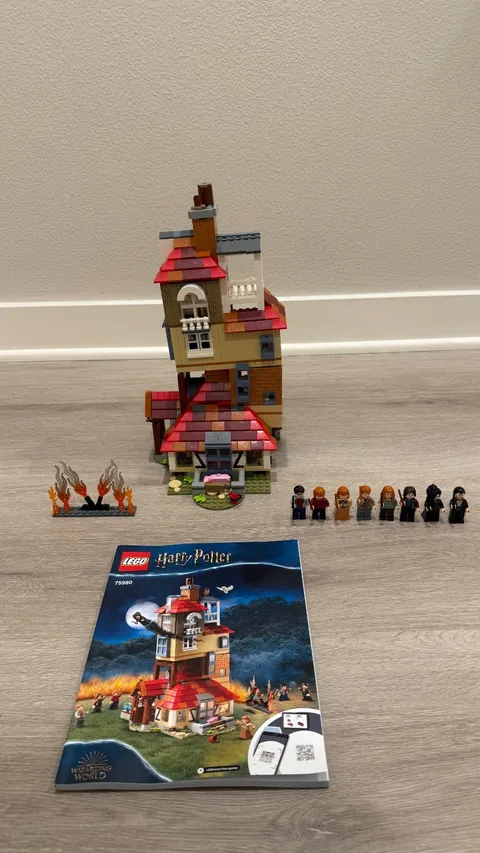LEGO Harry Potter: Attack on the Burrow (75980) with Instructions (no box)