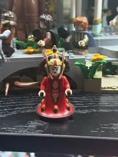 LEGO Queen Amidala Minifigure w/ Headpiece SW0387