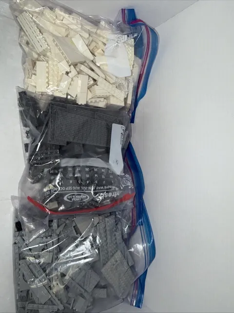 LEGO Bulk Lot Sold by the lb Assorted Bricks Plates Pieces Colors 4+ Lbs Lot 2