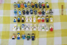 Lego  Minifigure Lot of 45 City Town Space ....