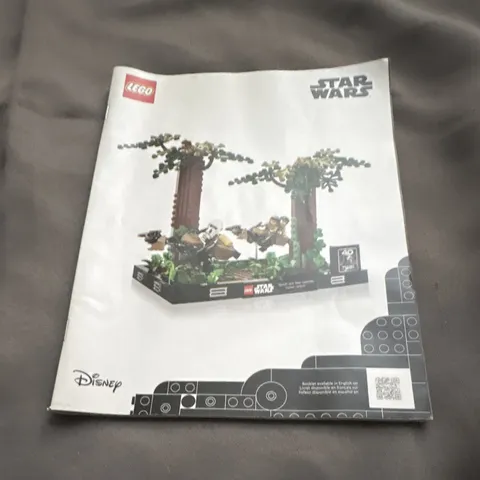 LEGO Star Wars 75353 Endor Speeder Chase Diorama Illustrated Manual Booklet