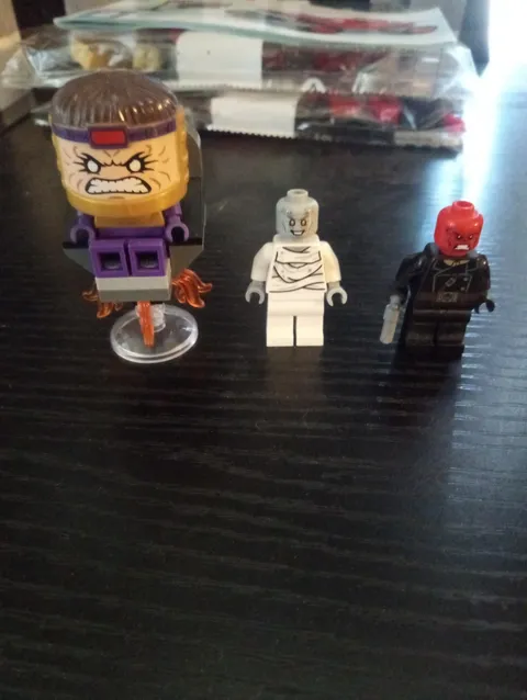 LEGO Marvel Villains Minifigure Lot! MODOK, Gor The God Butcher And Red Skull!
