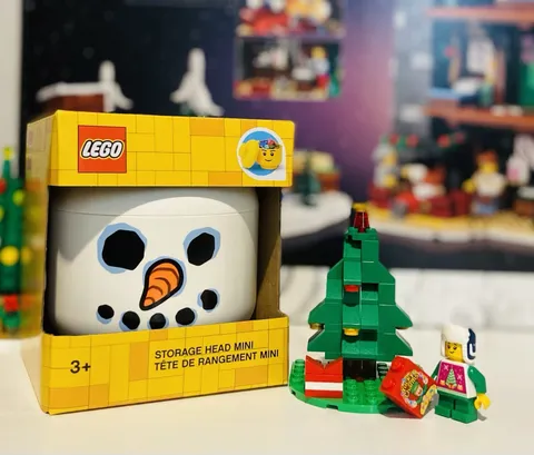 LEGO Mini Snowman Storage Head, Minifig & Tree set (Christmas midnight snack)