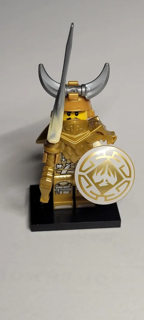 LEGO Ninjago - Dragon Master Sensei Wu Hunted Minifig
