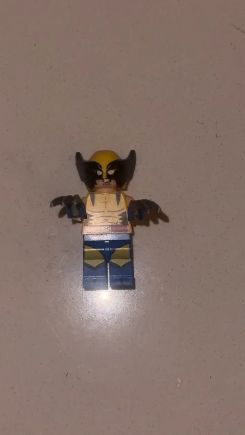 LEGO Super Heroes: X-Men Wolverine Minifigure from 76281 Marvel Minifig
