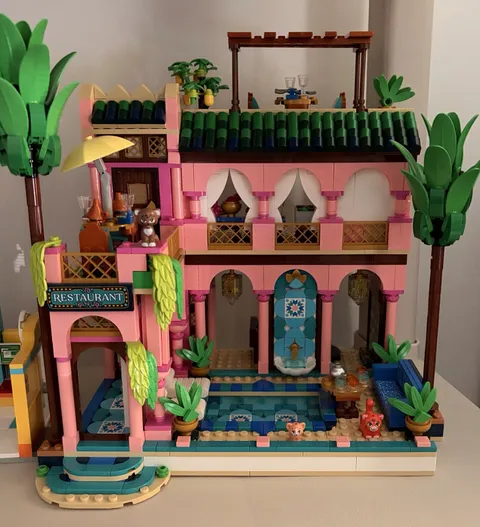 Lego Friends Garden Restaurant (42691) AS-IS