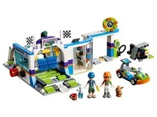 LEGO Friends #41350 "Spinning Brushes Car Wash" Set - 100% Complete with Manual
