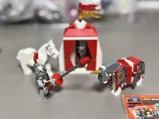 LEGO Castle Kingdoms 10223 Lion Knight Minifigure White Horse Barding Tent Lot
