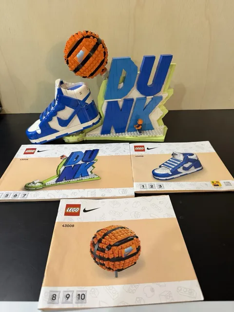 Lego Nike Dunk 43008