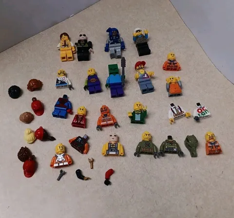 LEGO Lot of Minifigures assorted figures Torso Hats Hair Some Complete (4)