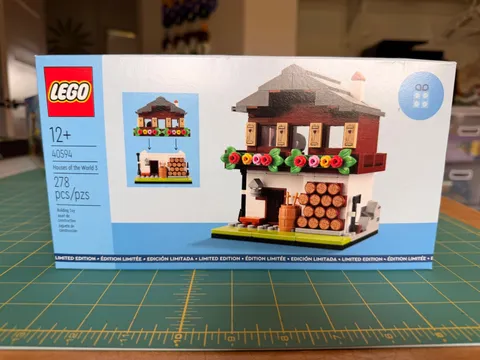LEGO 40594 Houses of the World 3  - Brand New Sealed Retired Set