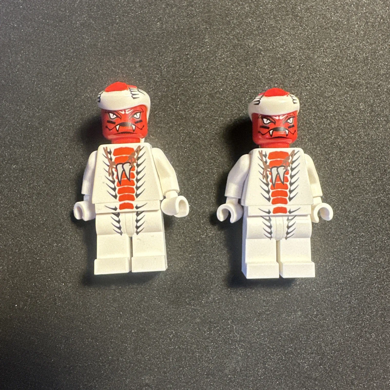 X2 LEGO minifigure Snappa njo0035 Ninjago Rise of the Snakes 9442 white snake