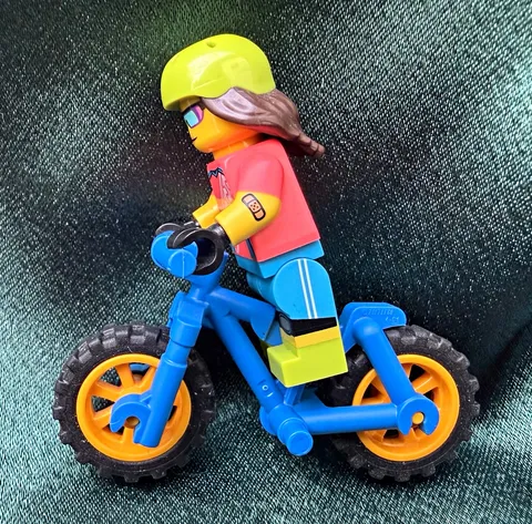 LEGO Mountain Biker Series 19 Minifigure w/ Blue Bicycle, Lime Helmet 71025