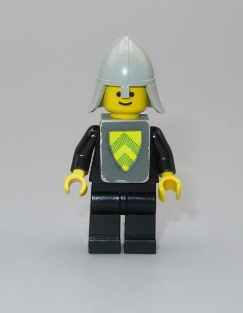 LEGO Castle vintage Knight black sticker vest minifigure 6075 375