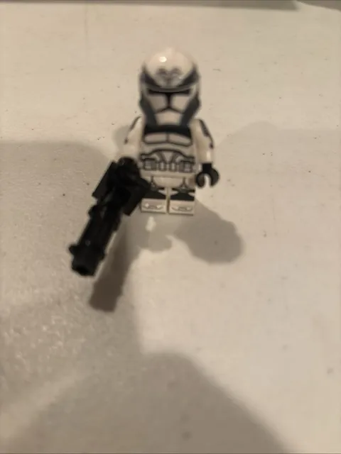 Lego Star Wars Wolf Pack Clone Trooper Minifig