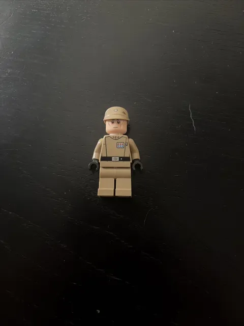LEGO Star Wars 75106 Imperial Officer Dark Tan Uniform Minifigure