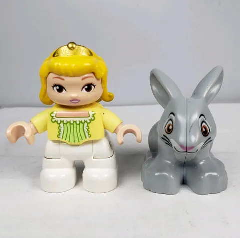 Lego Duplo Sofia The First Amber & Clover Figures