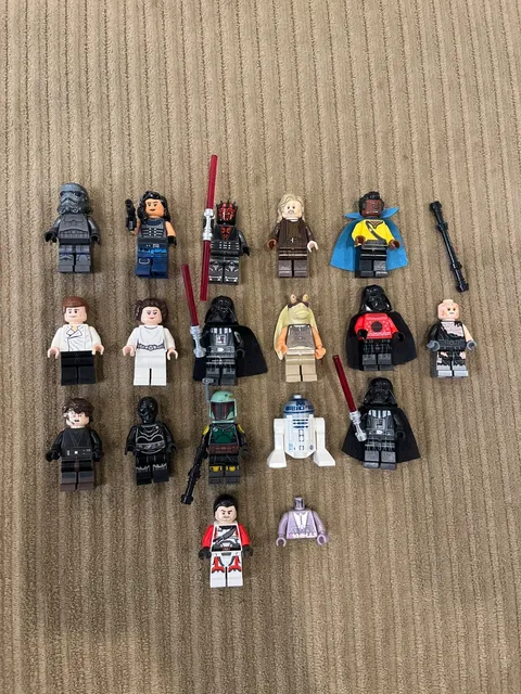 LEGO Star Wars Minifigure lot of 17 read description