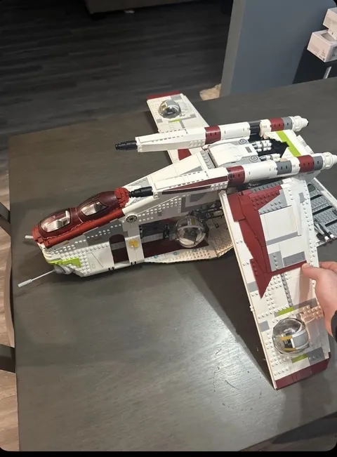 Lego Star Wars UCS Republic Gunship complete no box