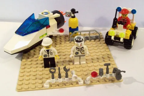 Lego Space Simulation Station Minifigures, Replacement Pieces Lot, #6455