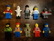 Lot of 10 LEGO Minifigures – Various Themes