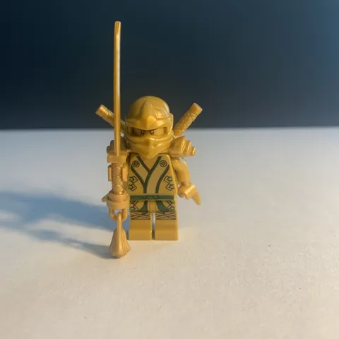Lego Ninjago Lloyd Golden Ninja Minifigure njo0073 The Final Battle  