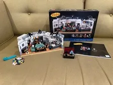 LEGO Ideas: Seinfeld 21328 Complete Set (includes box and instructions)