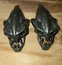 LEGO Bionicle Head, Barraki Takadox 57551- Silver Gray-Lot Of 2- Great Condition