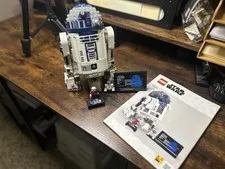 LEGO Star Wars: R2-D2 (75379)
