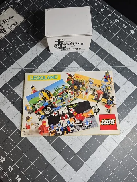 1987 LEGO Legoland Booklet Mail Order Catalog Brochure Space Technic Castle Town